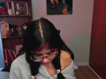 Chaturbate Live Sex Cam of valerie__sky