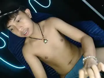 Chaturbate Best live sex cam show of itsyourcummerboy_xx