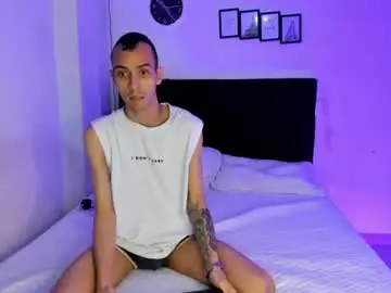Chaturbate Best live sex cam show of derrymeyerss_1