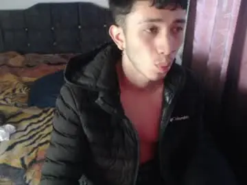 Chaturbate Free Porn Cam of shadow_men_
