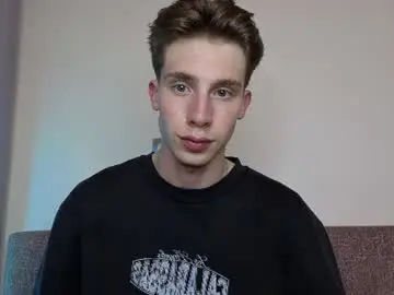Chaturbate Nude Webcam of cute_brian