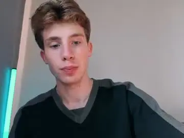 Chaturbate Adult Video Chat of cute_brian