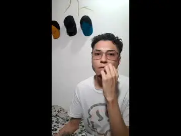 Chaturbate Private Sex Chat of the_rommies
