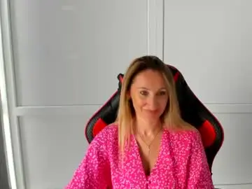 Chaturbate Watch Live Sex Cams of elinarosee