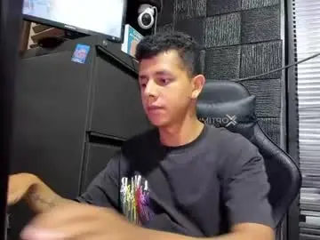 Chaturbate Free Live Porn of g_lincoln
