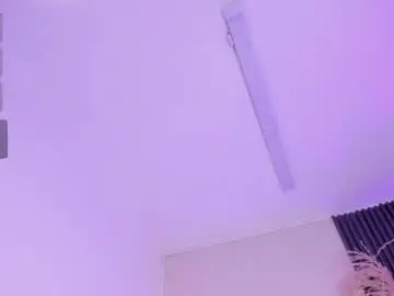 Chaturbate Live Sex Cam of kitty_blueee
