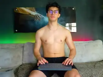 Chaturbate Watch Live Sex Cams of maisonbastian