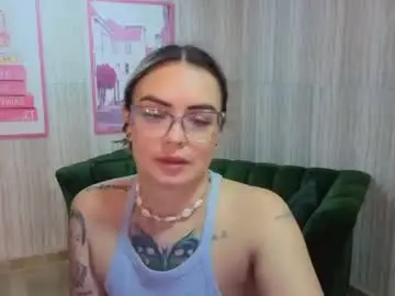 Chaturbate Watch Live Sex Cams of zarcasutra_t