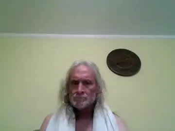 Chaturbate Free Porn Cam of dyankee68