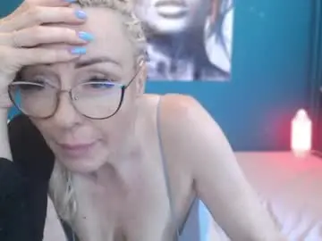 Chaturbate Best live sex cam show of nadinnnea
