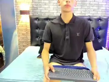 Chaturbate Nude Webcam of smith_luxe