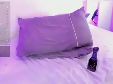 Chaturbate Live Sex Cam of emmarouss1