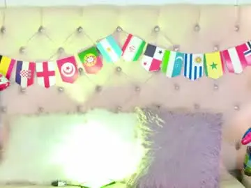 Chaturbate Watch Live Sex Cams of caterinaromano_