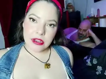 Chaturbate Free Live Porn of lilchicanbigbrute