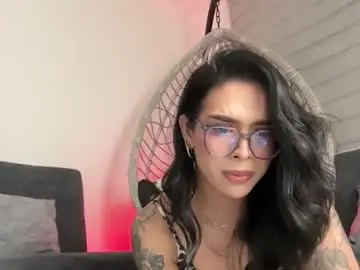 Chaturbate Watch Live Sex Cams of samanthabernardo_