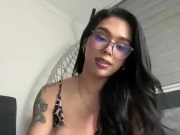 Chaturbate Live Sex of samanthabernardo_