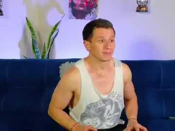 Chaturbate Live Sex Cam of andrewfalcon_