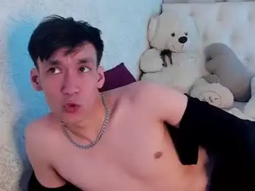 Chaturbate Live Sex Cam of calvinowens