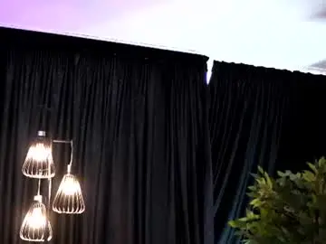 Chaturbate Best live sex cam show of aishabee