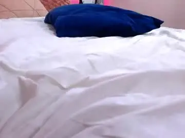 Chaturbate Live Sex Cam of foxyclarisee