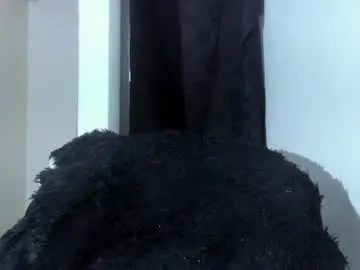 Chaturbate Live Sex Cam of shooter_boy_