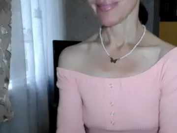Chaturbate Live Sex Cam of berry2024
