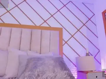 Chaturbate Watch Live Sex Cams of zaravesari
