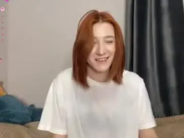 Chaturbate Live Sex Cam of katricetkacik