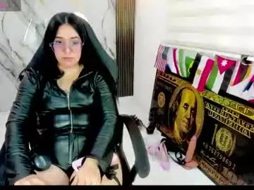 Chaturbate Adult Webcams of queen_findom1