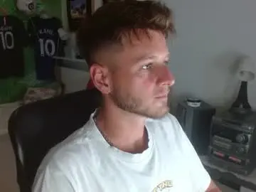 Chaturbate Sex Cam of freddy_star