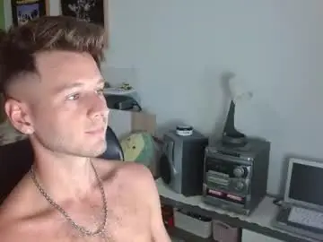 Chaturbate Free Porn Cam of freddy_star