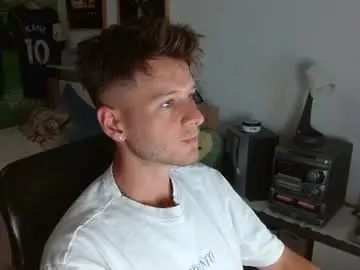 Chaturbate Sex Cam of freddy_star