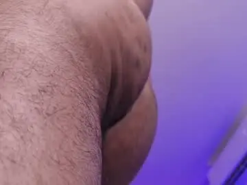 Chaturbate Live Porn of mr_mikee_