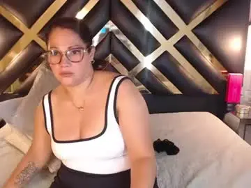Chaturbate Live Sex of samira_lennox