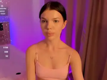 Chaturbate Live Sex Cam of _mialune