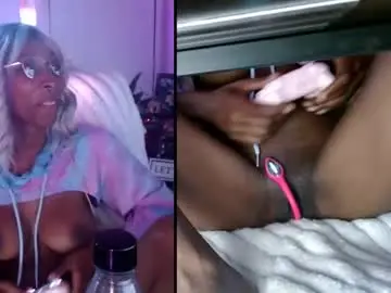 Chaturbate Private Sex Chat of alys_at_college