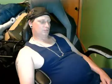 Chaturbate Live Porn of edwardaims_2please