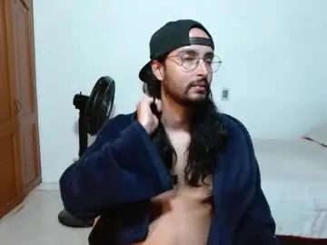Chaturbate Nude Webcam of andy11113