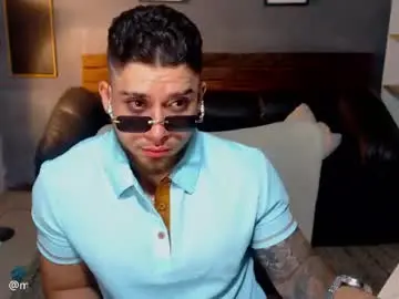 Chaturbate Free Live Porn of mike_montoya