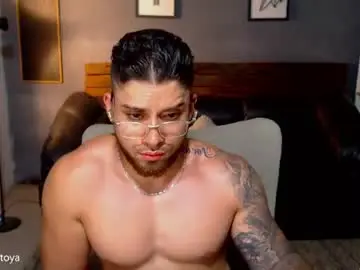 Chaturbate Adult Webcams of mike_montoya