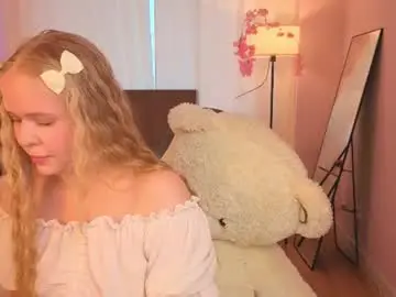 Chaturbate Sex Cam of sweeeet_angell