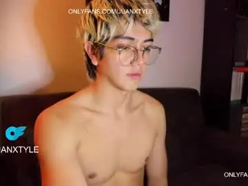 Chaturbate Watch Live Sex Cams of juancamroom