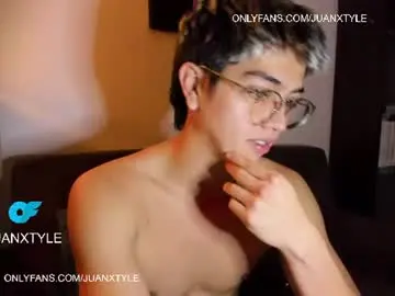 Chaturbate Live Sex of juancamroom