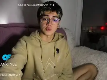 Chaturbate Live Sex of juancamroom