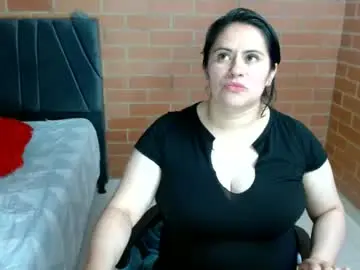 Chaturbate Watch Live Sex Cams of paula__117