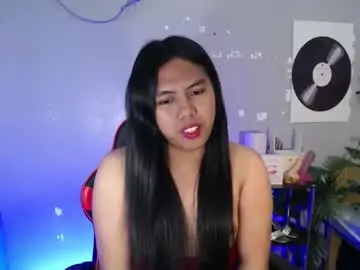 Chaturbate Live Sex Cam of im_ur_girl_demure