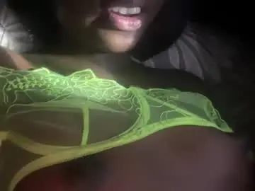 Chaturbate Watch Live Sex Cams of princesslia8