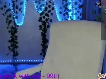 Chaturbate Live Sex Cam of artemis696