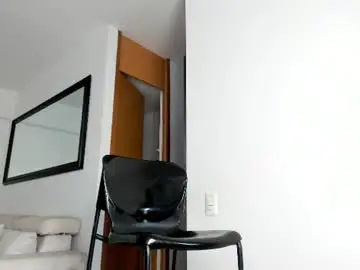Chaturbate Free Live Porn of sr_smit_hot