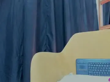 Chaturbate Sex Cam of alicia__kiss